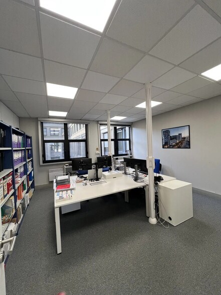 1 Boulevard Salvador Allende, Nantes for lease - Interior Photo - Image 3 of 7