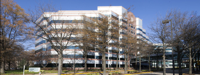 More details for 8260-8280 Willow Oaks Corporate Dr, Fairfax, VA - Office for Lease