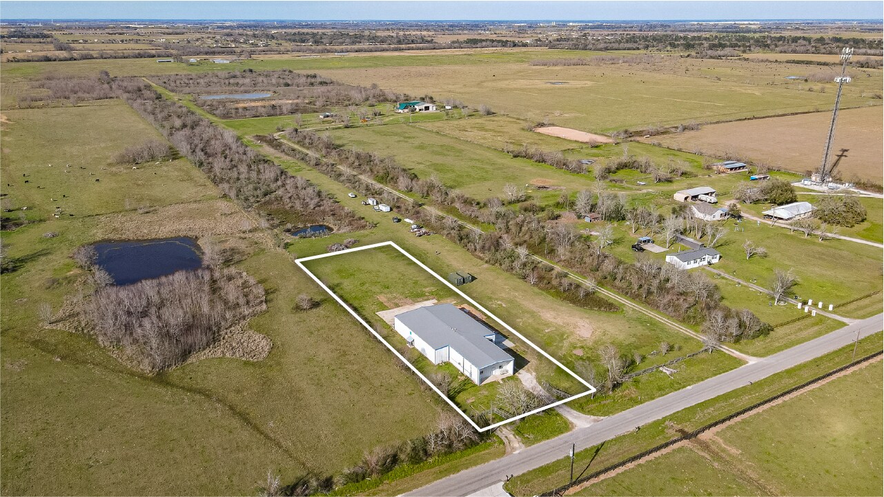 33112 Rochen Rd, Waller, TX for sale Primary Photo- Image 1 of 1