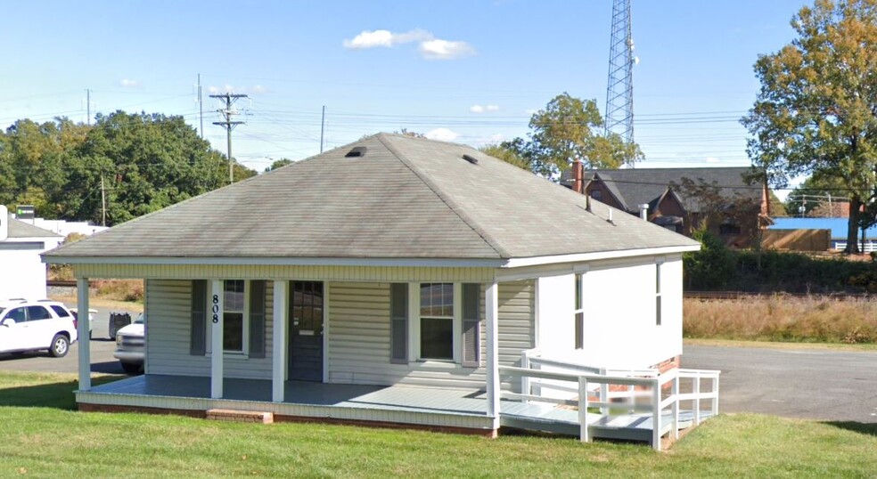 808 N Main St, Kannapolis, NC for lease - Primary Photo - Image 1 of 1