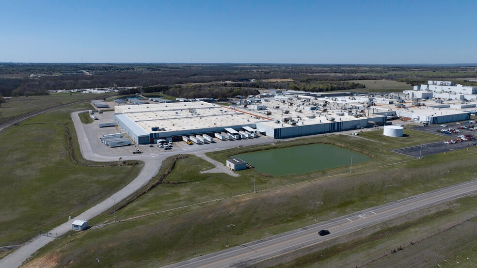 1101 Michelin Rd, Ardmore, OK for sale - Building Photo - Image 3 of 6