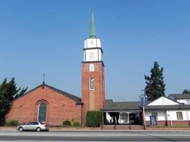 1115 E Market St, Long Beach CA - Parking Garage