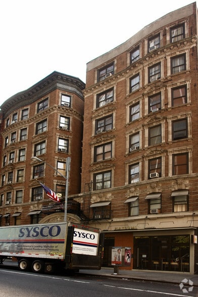 226 W 50th St, New York, NY 10019 | LoopNet