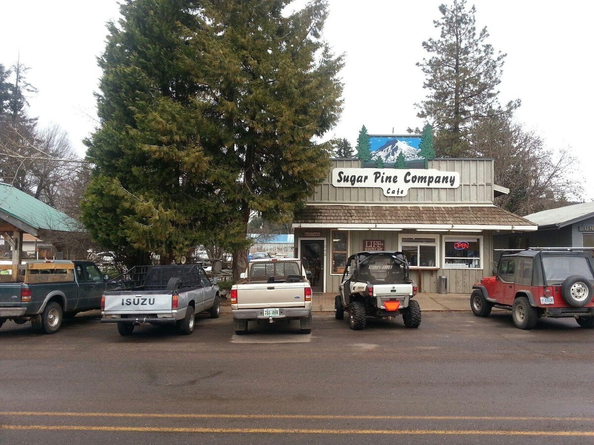 343 Broad St, Butte Falls, OR 97522