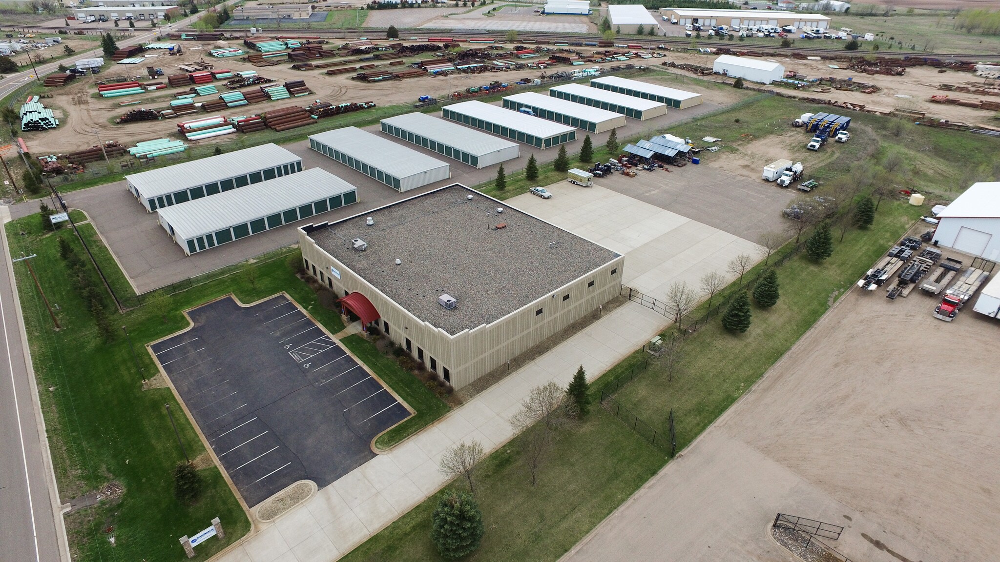 15970-15980 Jarvis St, Elk River, MN for sale Building Photo- Image 1 of 1