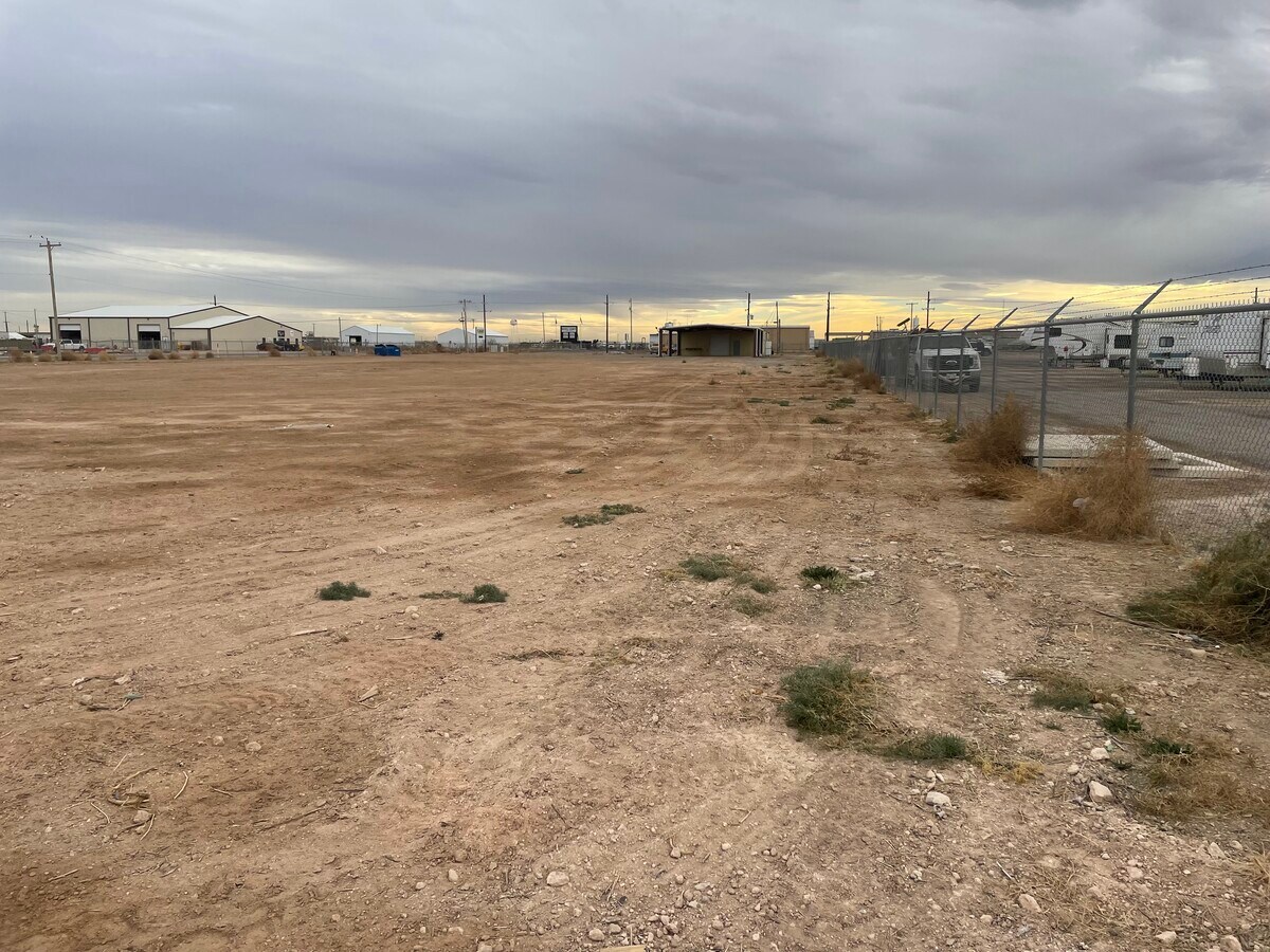 1667 Oil Mill, Pecos, TX 79772