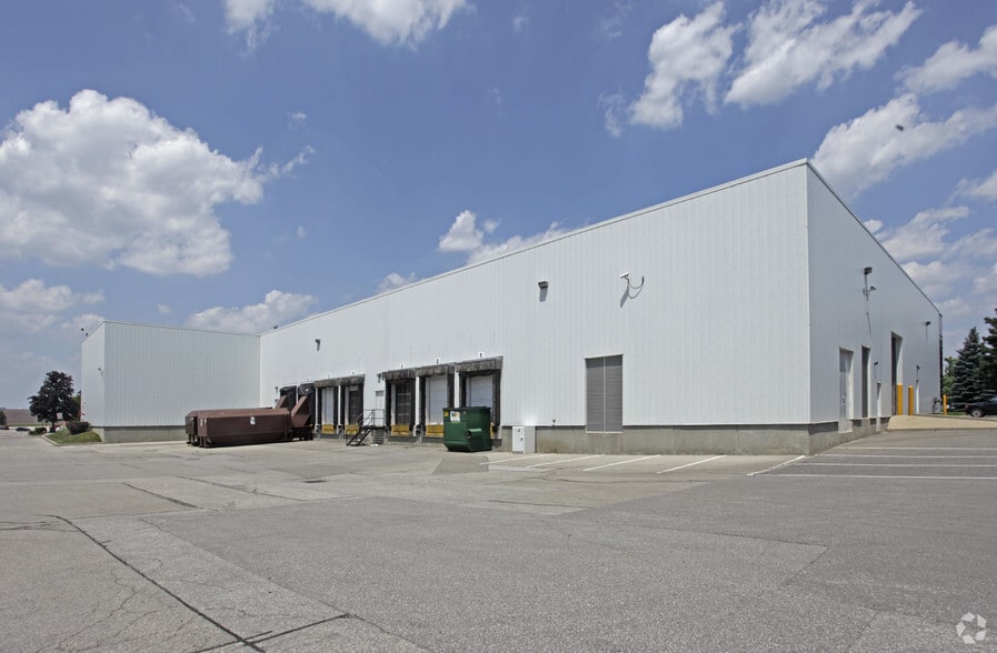 5900 Keaton Cres, Mississauga, ON for lease - Building Photo - Image 2 of 2