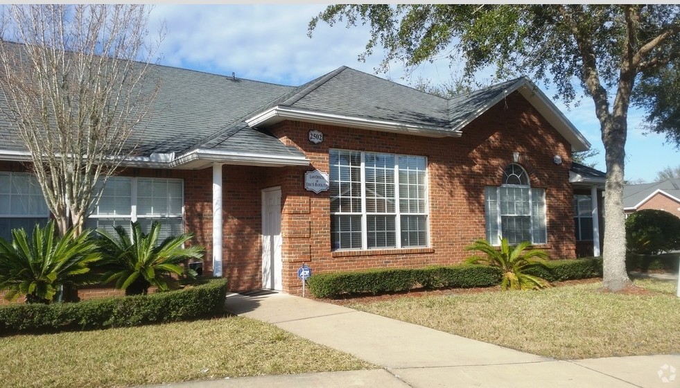 6817 Southpoint Pky, Jacksonville, FL for lease - Primary Photo - Image 1 of 21