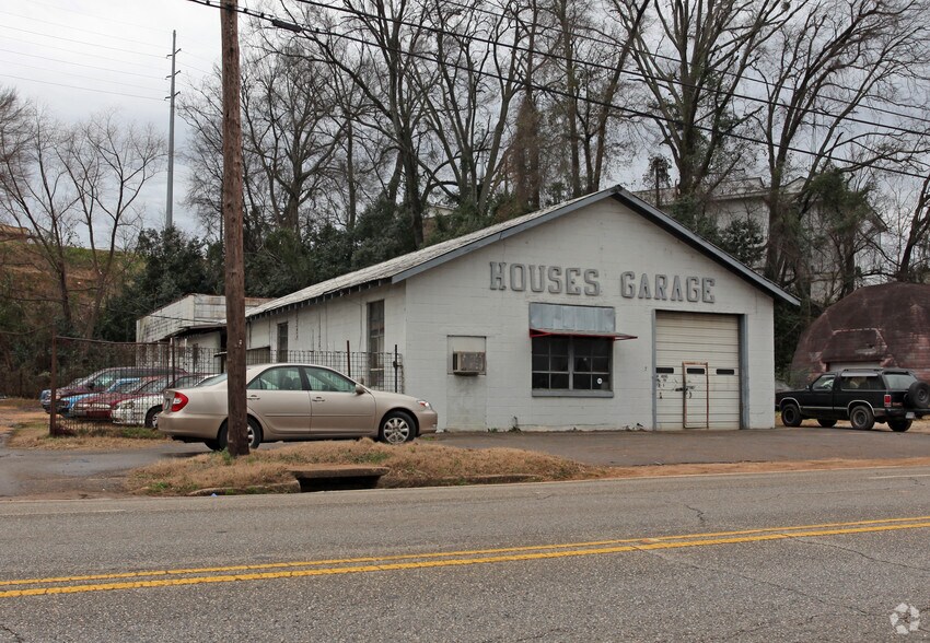 2327 Jack Warner Pky, Tuscaloosa, AL 35401