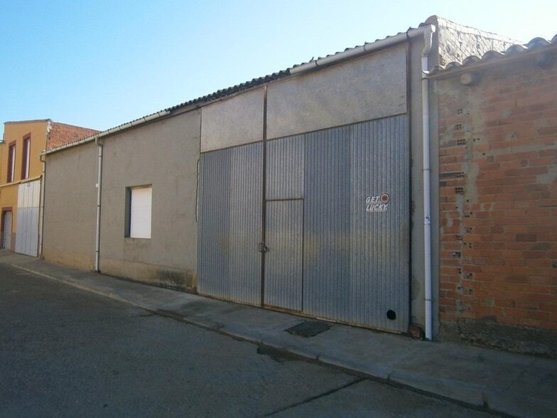 Industrial in Zotes del Páramo, León for sale - Building Photo - Image 3 of 7