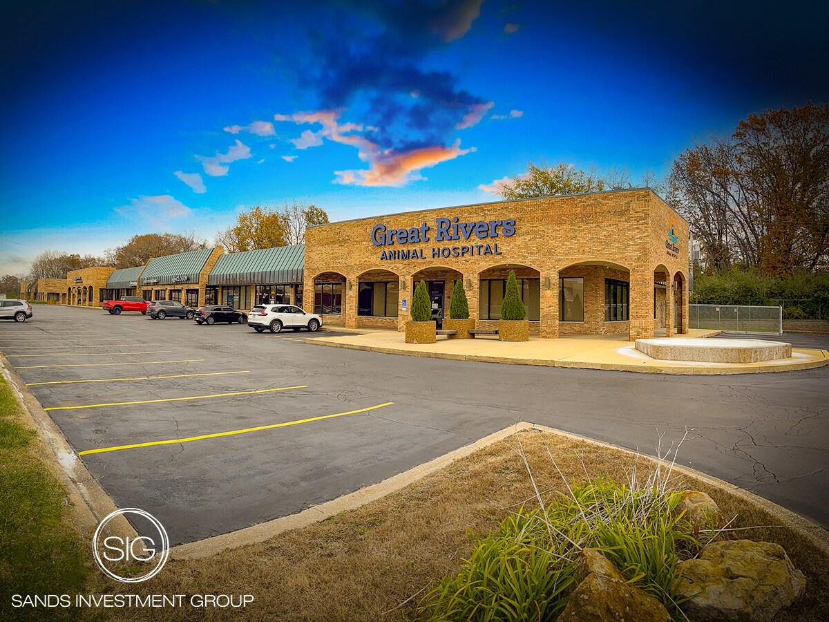 217-219 E Center Dr, Alton, IL for sale Primary Photo- Image 1 of 1