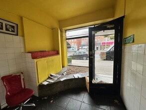 35-57 Market Pl, London for lease Interior Photo- Image 2 of 2