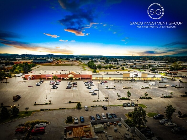 2009 Drake Ave SW, Huntsville, AL 35801