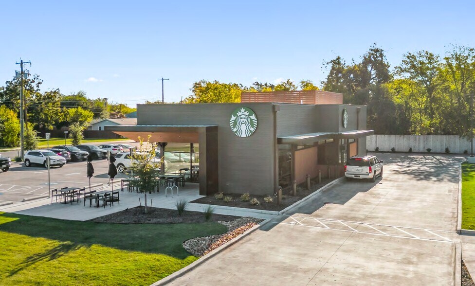 1703 S 18th St, Waco, TX for sale - Building Photo - Image 1 of 1