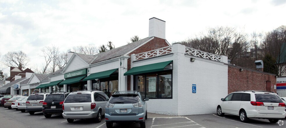 260-280 Washington St, Wellesley, MA for lease - Building Photo - Image 3 of 11