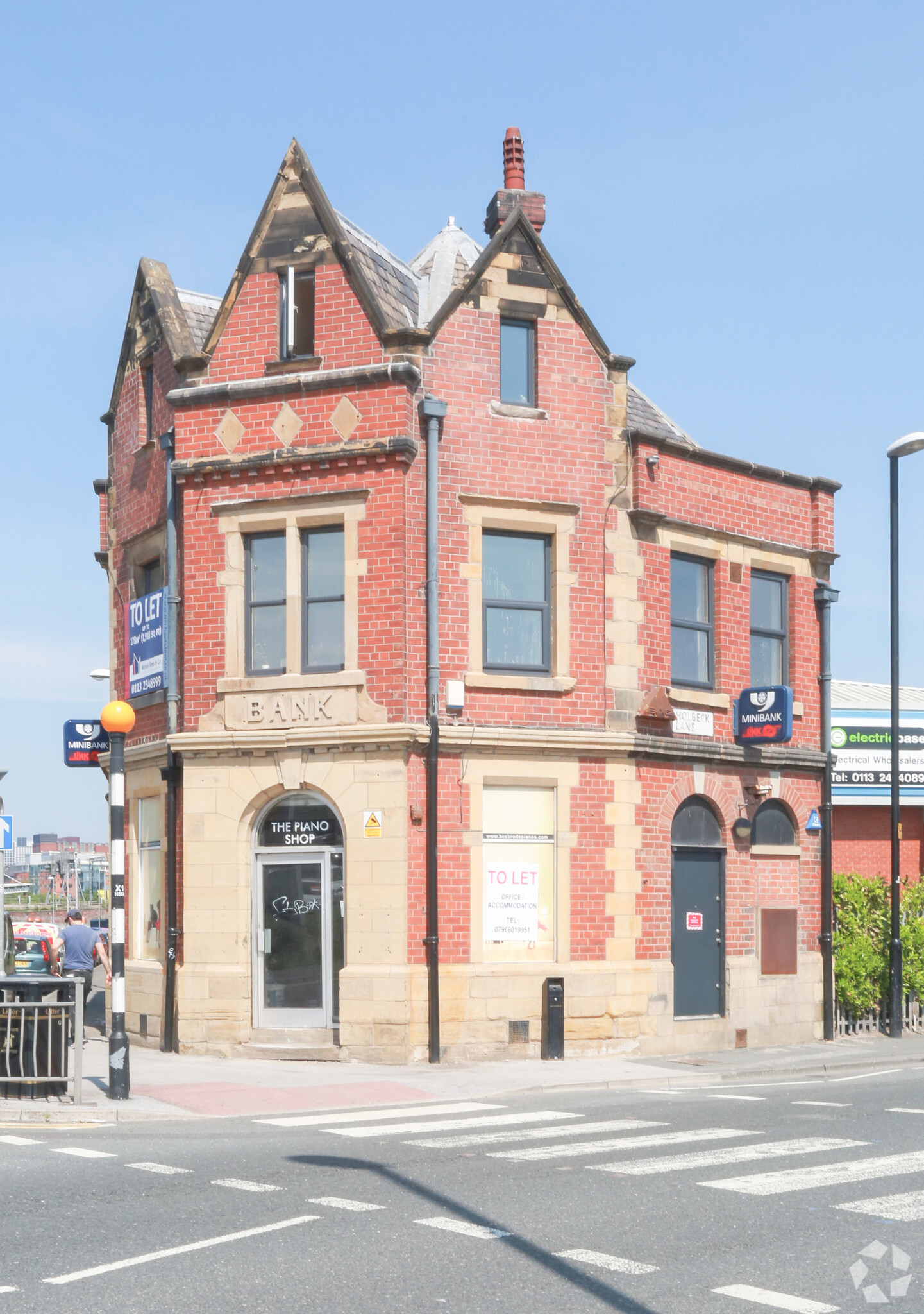 58 Holbeck Ln, Leeds for sale Primary Photo- Image 1 of 1