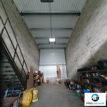 Flex in Voiron for lease Interior Photo- Image 1 of 8
