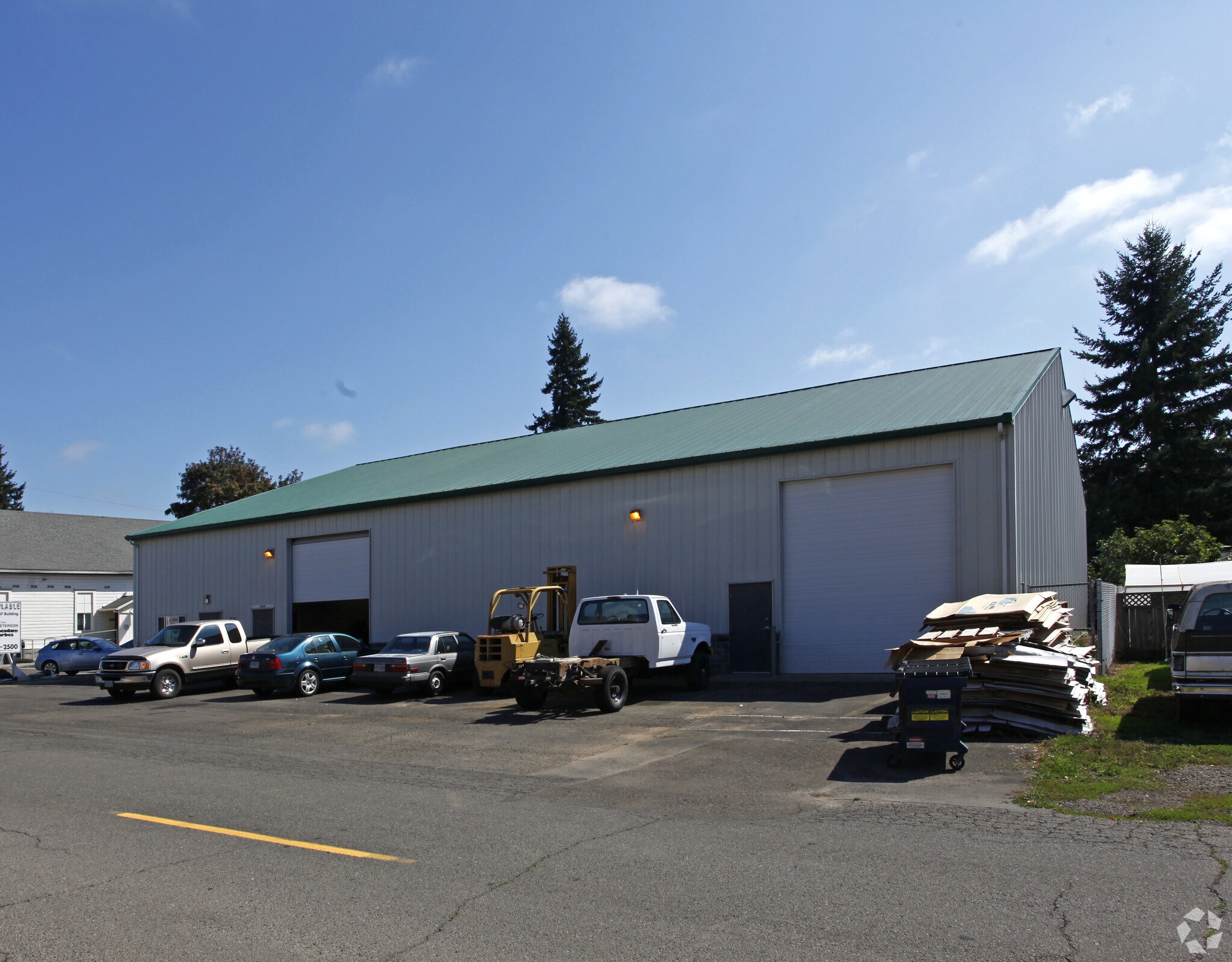 3551-3660 2nd St, Hubbard, OR for sale Primary Photo- Image 1 of 1