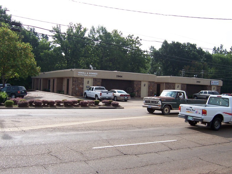 2964 Terry Rd, Jackson, MS 39212