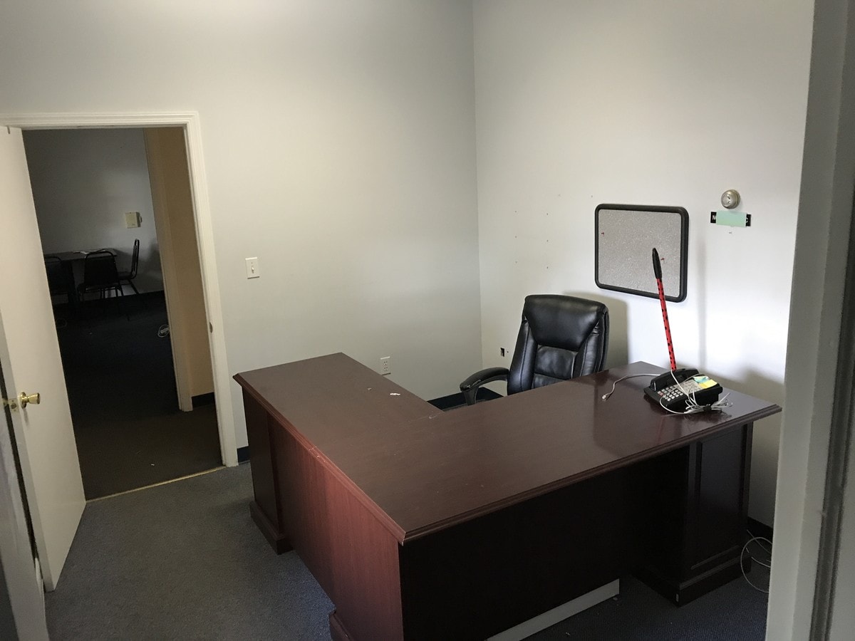 425 Greenfield St, Fairfield, CT 06825