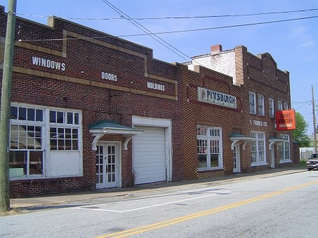 115 Gary St, Clinton, SC for sale - Primary Photo - Image 1 of 8