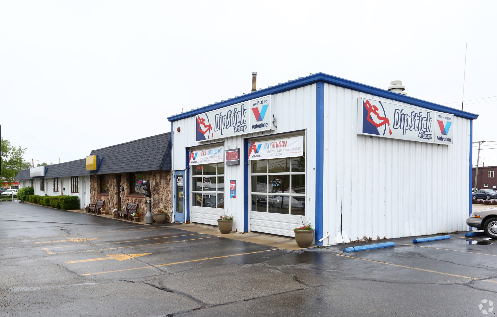 143-145 S Us-12, Fox Lake, IL for sale Primary Photo- Image 1 of 1