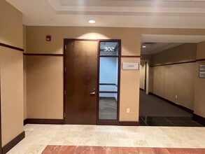 1508 Military Cutoff Rd, Wilmington, NC for lease Interior Photo- Image 1 of 10