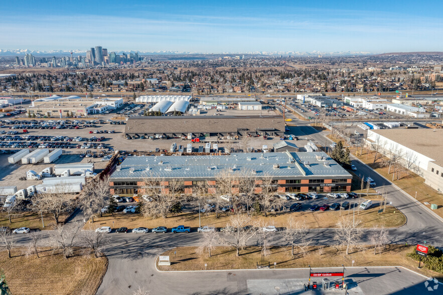 1035-1071 26th St NE, Calgary, AB for lease - Aerial - Image 2 of 3