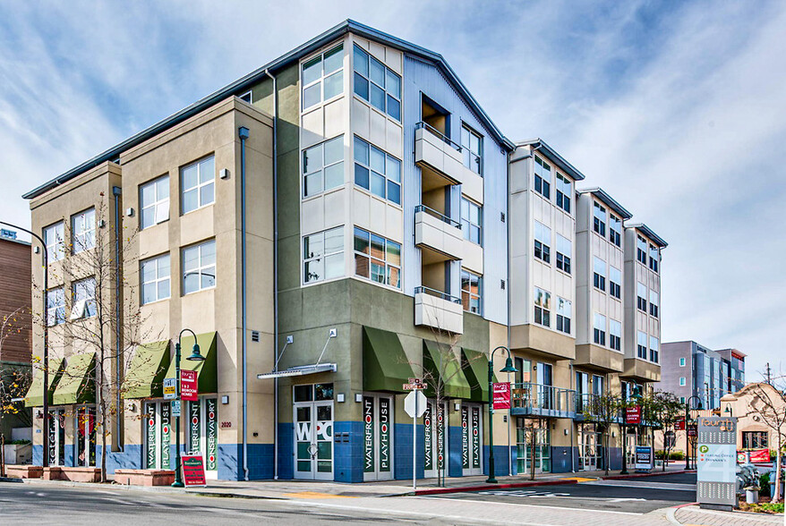 700 University Ave, Berkeley, CA for lease - Primary Photo - Image 1 of 75