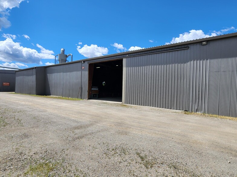 1625 Tierra Buena Rd, Yuba City, CA for lease - Building Photo - Image 1 of 15