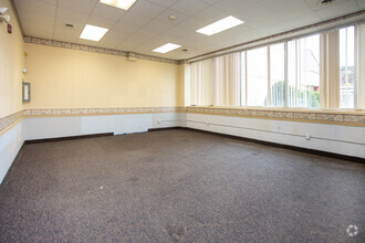 6142 State Highway 12, Norwich, NY for lease Interior Photo- Image 1 of 4