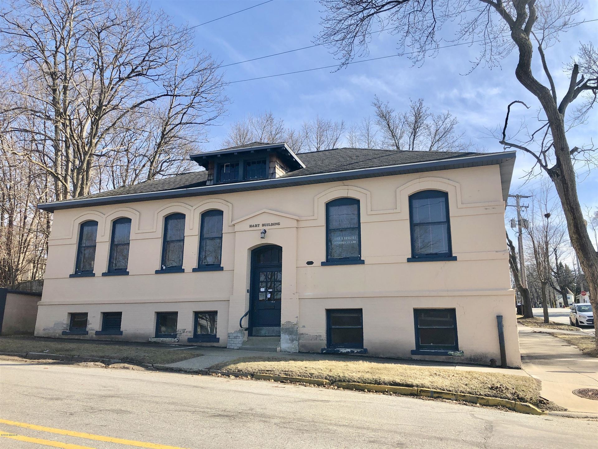 427 Water St, Manistee, MI for sale Primary Photo- Image 1 of 15