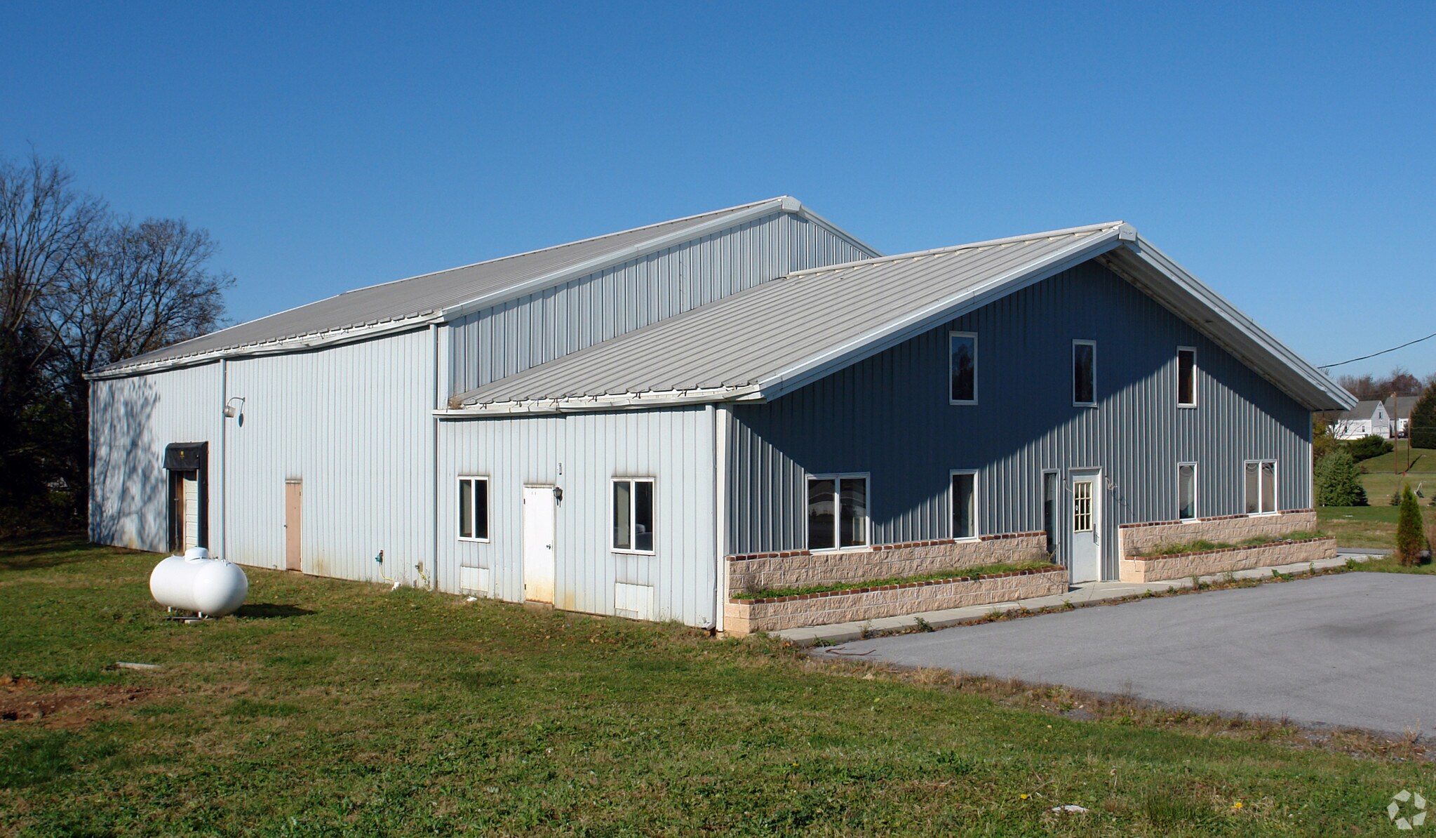 10 Kuhn Dr, Carlisle, PA for sale Primary Photo- Image 1 of 1