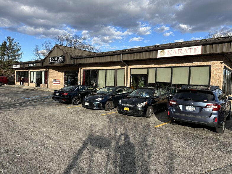 250 Mahopac Ave, Yorktown Heights, NY for lease - Building Photo - Image 3 of 13