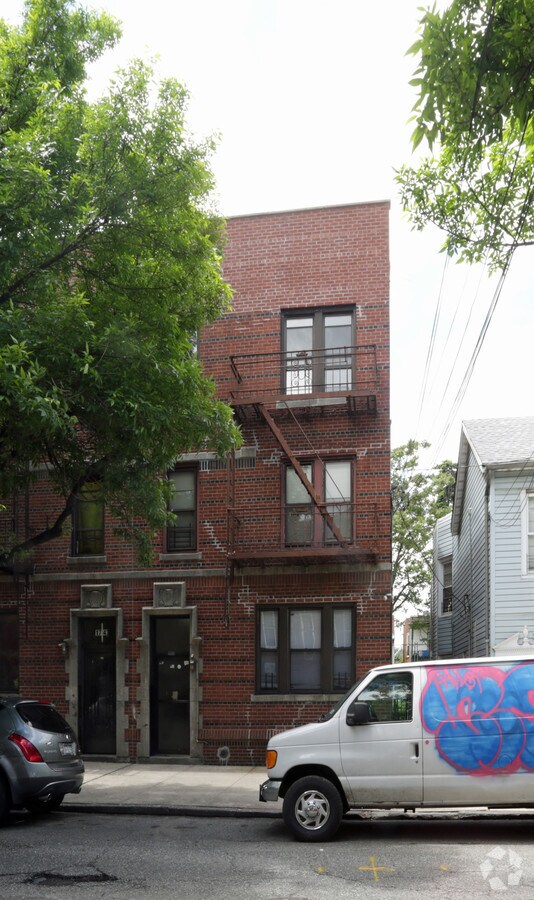 17431745 Fillmore St, Bronx, NY 10460