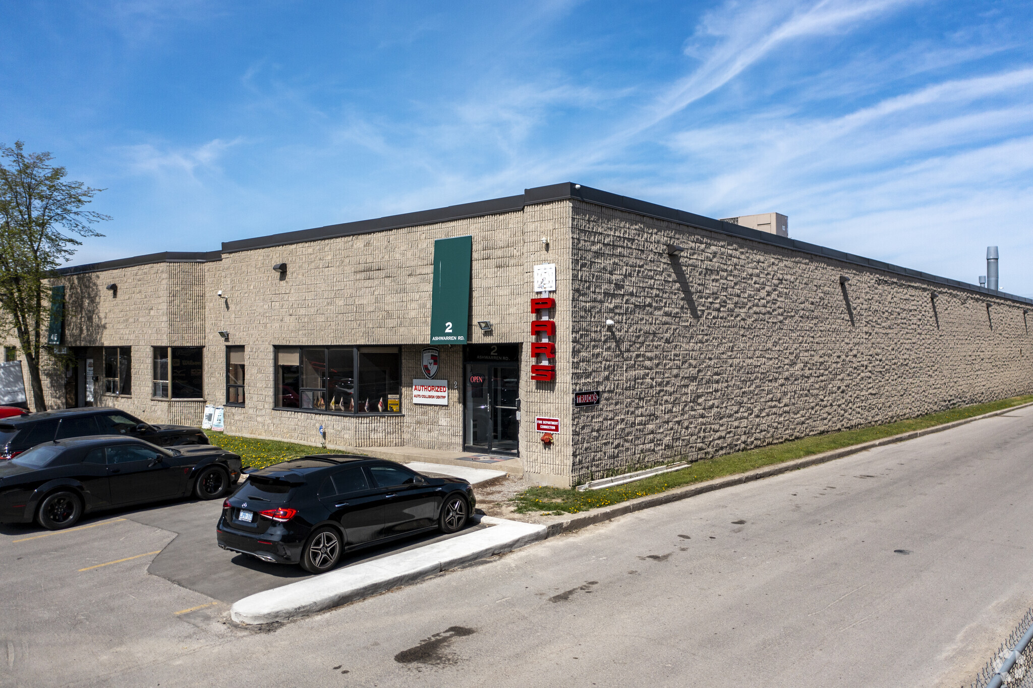 2-30 Ashwarren Rd, Toronto, ON for lease Primary Photo- Image 1 of 5