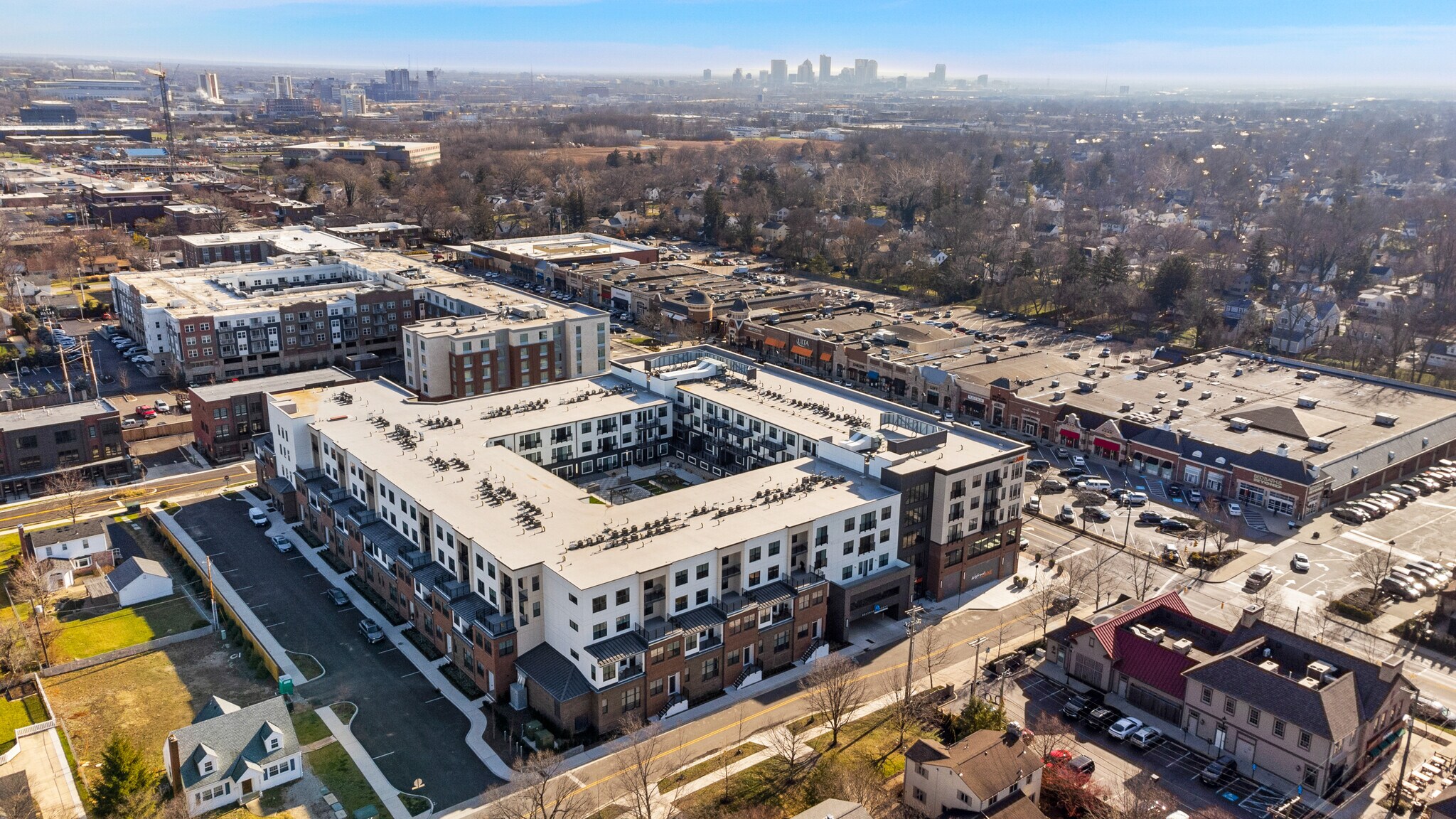 1690 W Lane Ave, Columbus, OH 43221 Westmont at The Lane