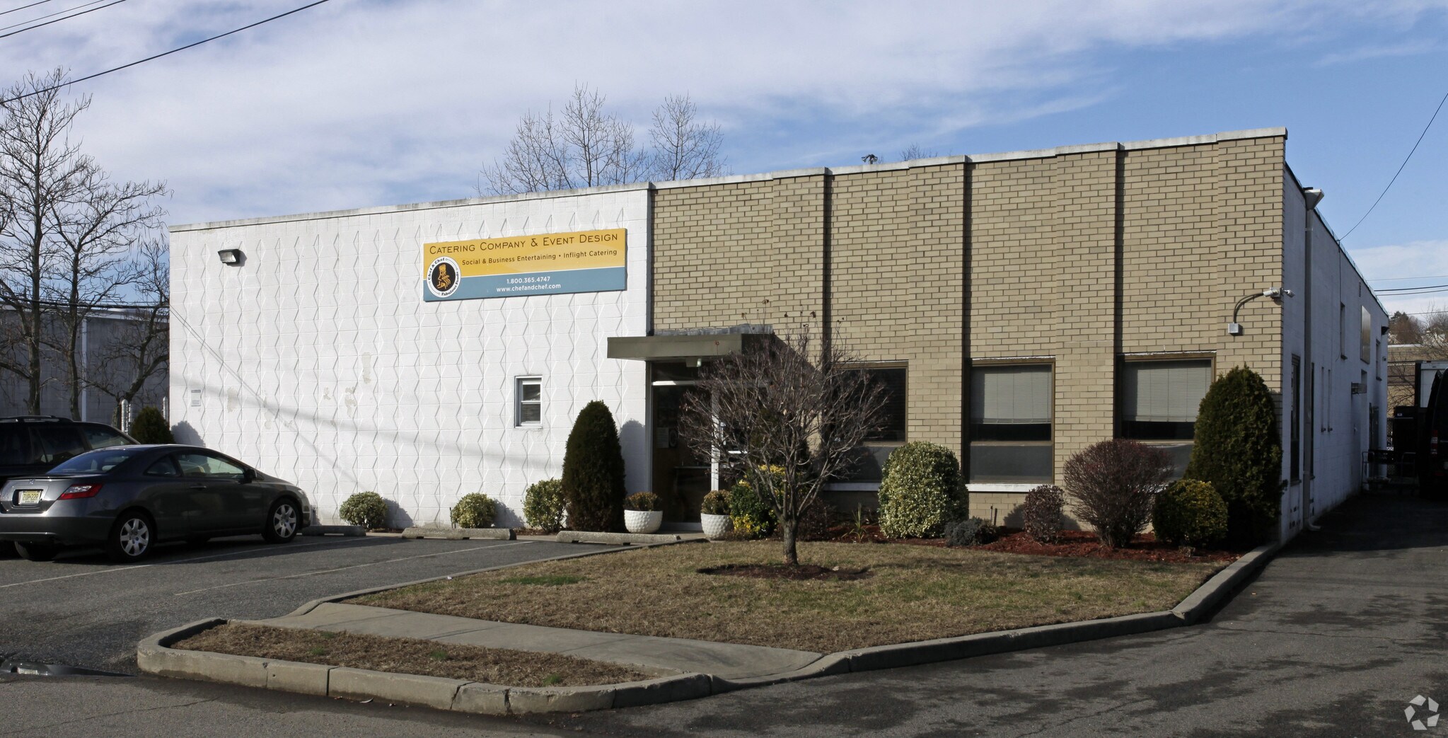 5 Willow St, Moonachie, NJ 07074