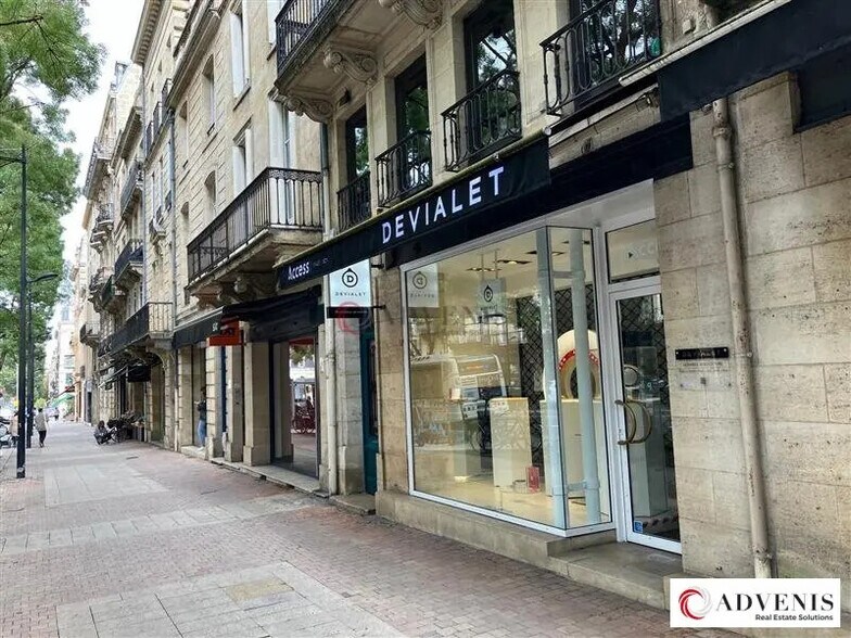 Retail in Bordeaux for lease - Building Photo - Image 1 of 8