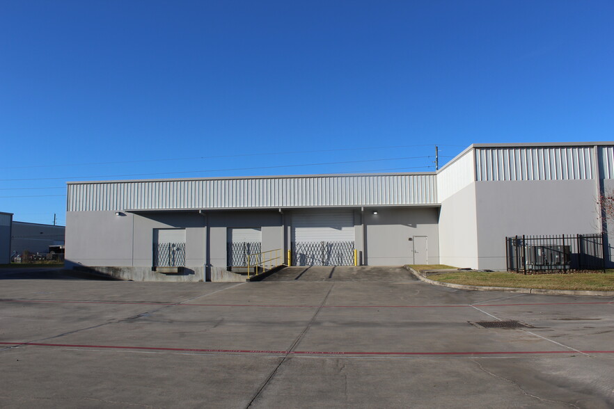 15330 Vantage Pky W, Houston, TX for lease - Building Photo - Image 2 of 2