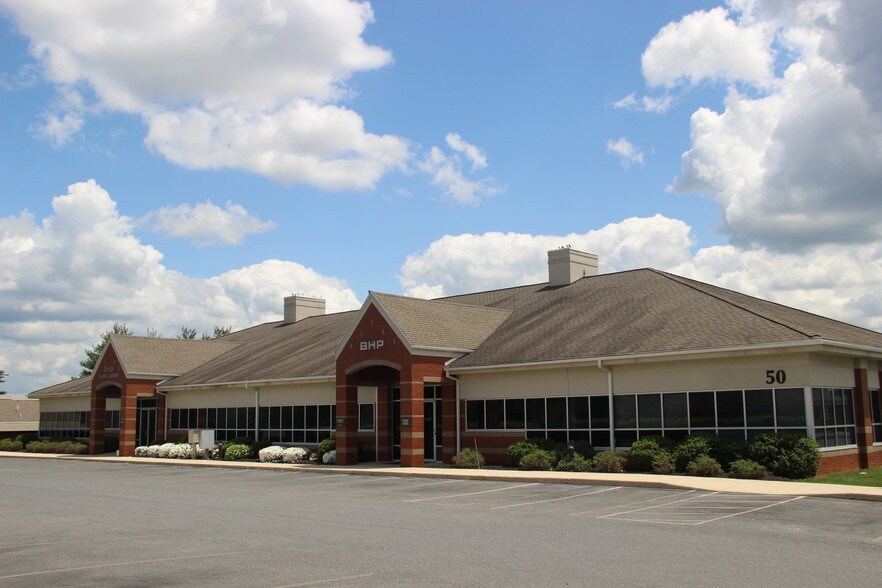 50 Commerce Dr, Wyomissing, PA for sale - Building Photo - Image 1 of 1