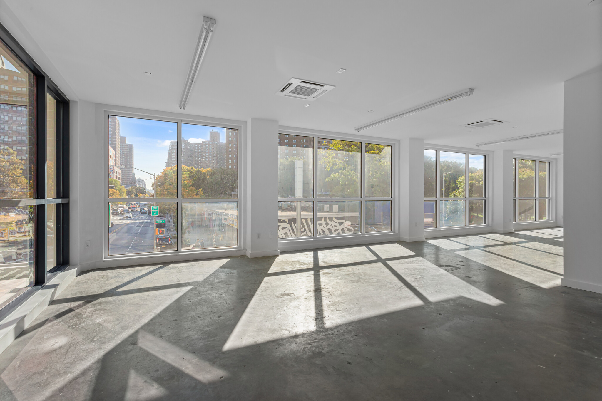 355 Grand St, New York, NY for lease Building Photo- Image 1 of 8