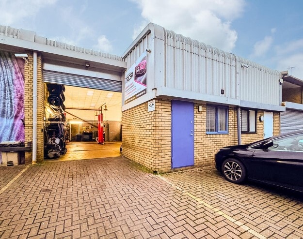 Eastbury Rd, London for sale - Building Photo - Image 1 of 1