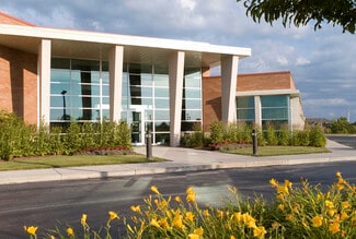 More details for 12080 N Corporate Pky, Mequon, WI - Office for Lease