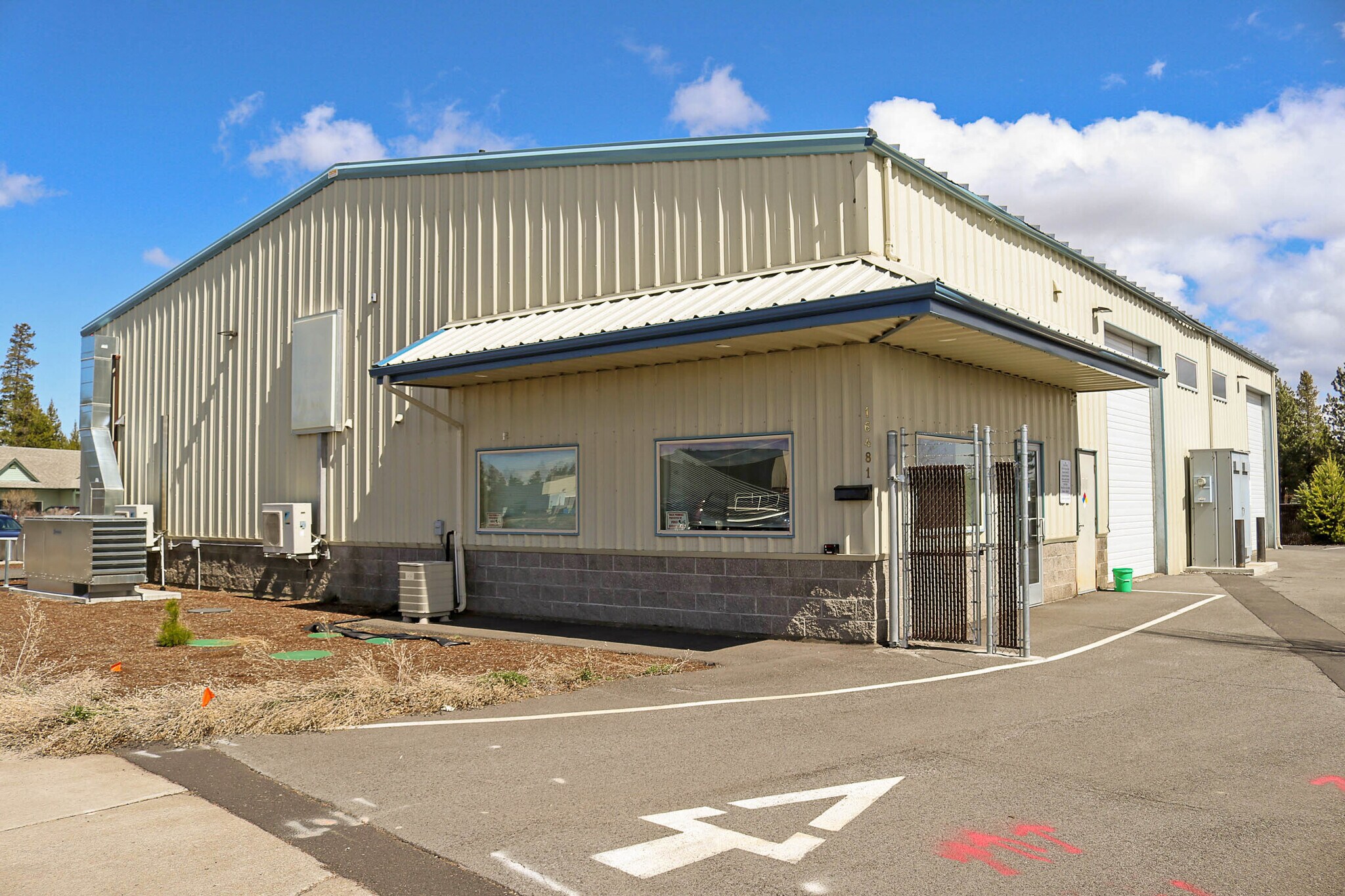 16481 Bluewood Pl, La Pine, OR for sale Building Photo- Image 1 of 1