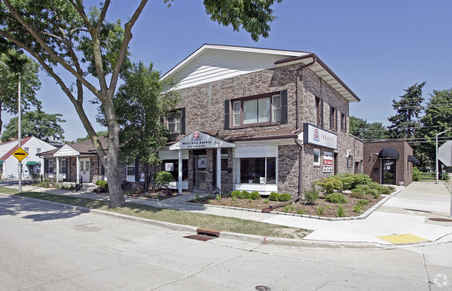 11200-11216 W Greenfield Ave, West Allis, WI for lease - Primary Photo - Image 1 of 86