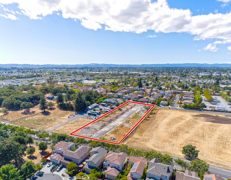 2211 Brookwood Ave, Santa Rosa, CA for sale - Aerial - Image 2 of 4