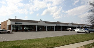 More details for 715 Lakepointe Centre Dr, O'Fallon, IL - Retail for Sale