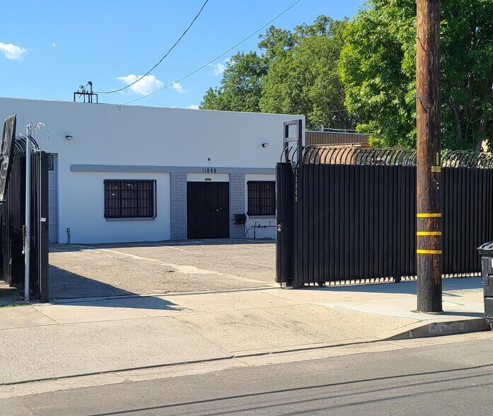 11848 Vose St, North Hollywood, CA for sale - Building Photo - Image 1 of 1