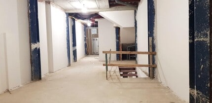 Calle el Collado, Soria, Soria for lease Interior Photo- Image 1 of 5